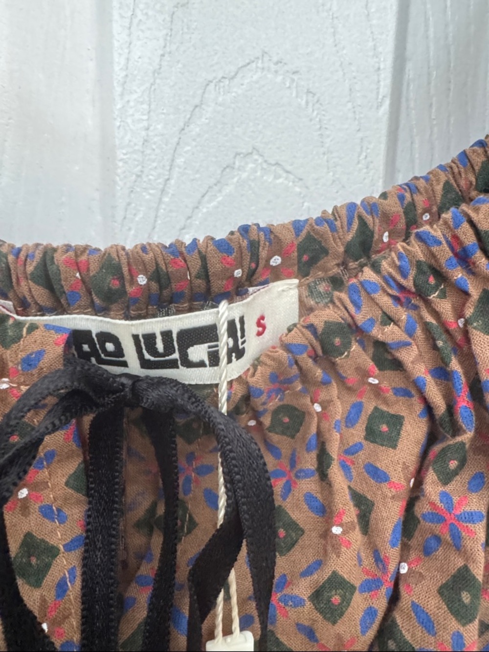 NWT Ciao Lucia Brown Patterned Smocked Square-Neck Crop Top - Picture 3 of 4